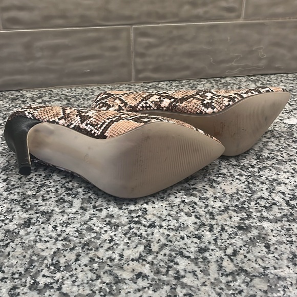 SHEIN Snakeskin Heels- Size EUR 41 (Size 7.5) - Picture 5 of 5